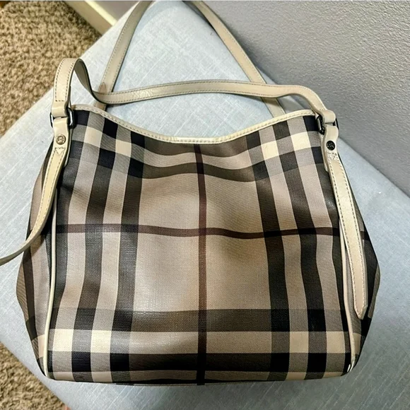 Burberry Cantebury Smoke Check Gray Plaid Tote with Cream Handles Preloved! - Picture 9 of 13
